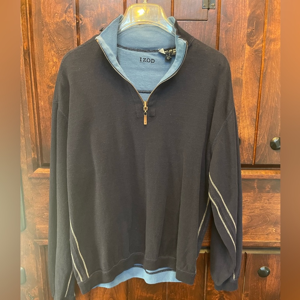 Men’s Izod Navy Blue 1/4 Zip Pullover Sweater, size Medium